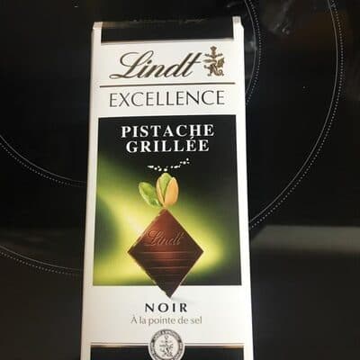 Pistachio Chocolate Bar
